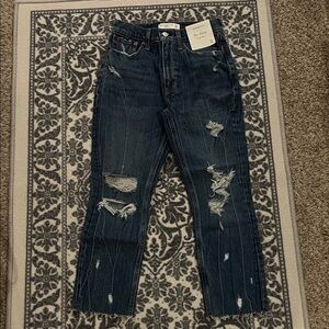 Abercrombie & Fitch High Rise Mom Jeans